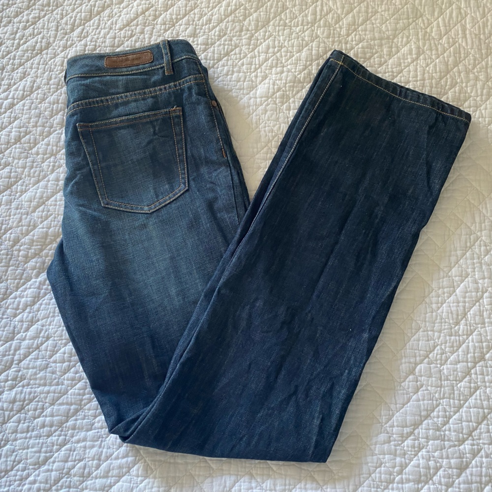 Elie Tahari classic straight leg jeans